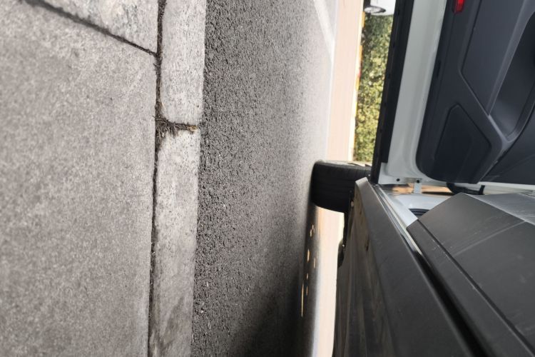Used Volkswagen T-ROC 2021 280TSI DSG Two-Wheel Drive Comfort Connect Edition Left Side Sill