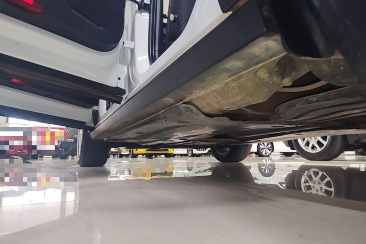 Used Volkswagen T-ROC 2021 280TSI DSG Two-Wheel Drive Elite Connect Edition Left Side Sill