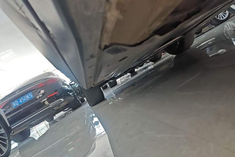 Used Volkswagen T-ROC 2021 280TSI DSG Two-Wheel Drive Comfort Connect Edition Left Side Sill