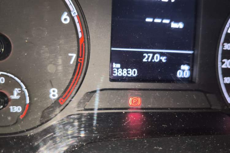 Used Volkswagen T-ROC 2021 Revised Version 280TSI DSG Two-Wheel Drive Elite Connect Edition Odometer Close Up