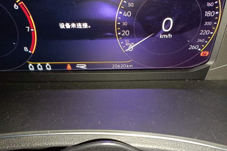 Used Volkswagen T-ROC 2021 280TSI DSG Two-Wheel Drive R-Line Pro Connected Version Odometer Close Up