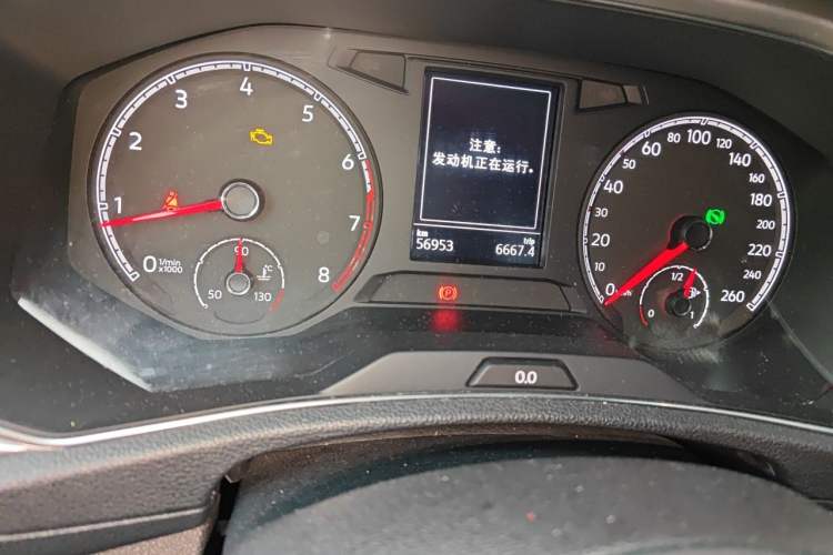 Used Volkswagen T-ROC 2021 280TSI DSG Two-Wheel Drive Elite Connect Edition Odometer Close Up