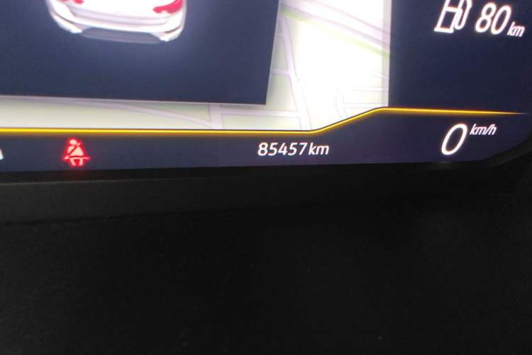 Used Volkswagen T-ROC 2021 280TSI DSG Two-Wheel Drive Luxury Smart Connectivity Version Odometer Close Up