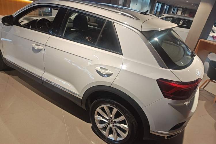 Used Volkswagen T-ROC 2021 Revised Version 280TSI DSG Two-Wheel Drive Elite Connect Edition Rear Left 45 Deg