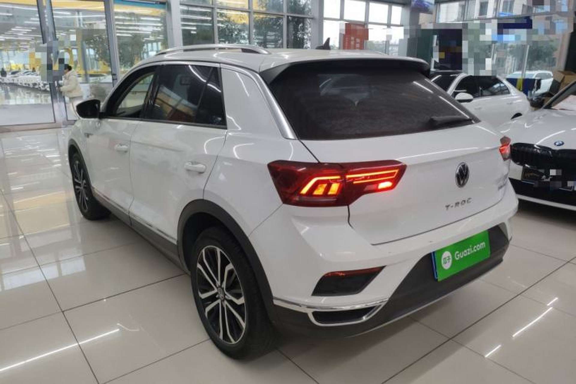 Used Volkswagen T-ROC 2021 280TSI DSG Two-Wheel Drive Comfort Connect Edition Rear Left 45 Deg