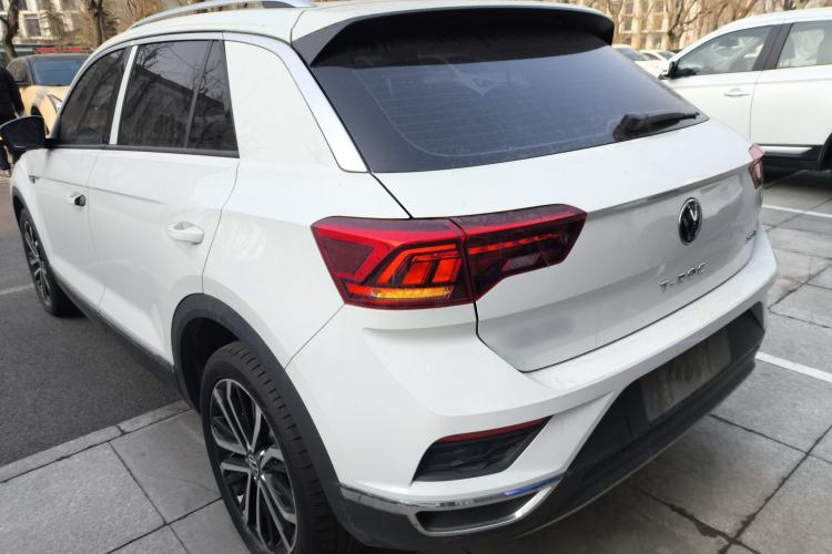 Used Volkswagen T-ROC 2021 280TSI DSG Two-Wheel Drive Comfort Connect Edition Rear Left 45 Deg