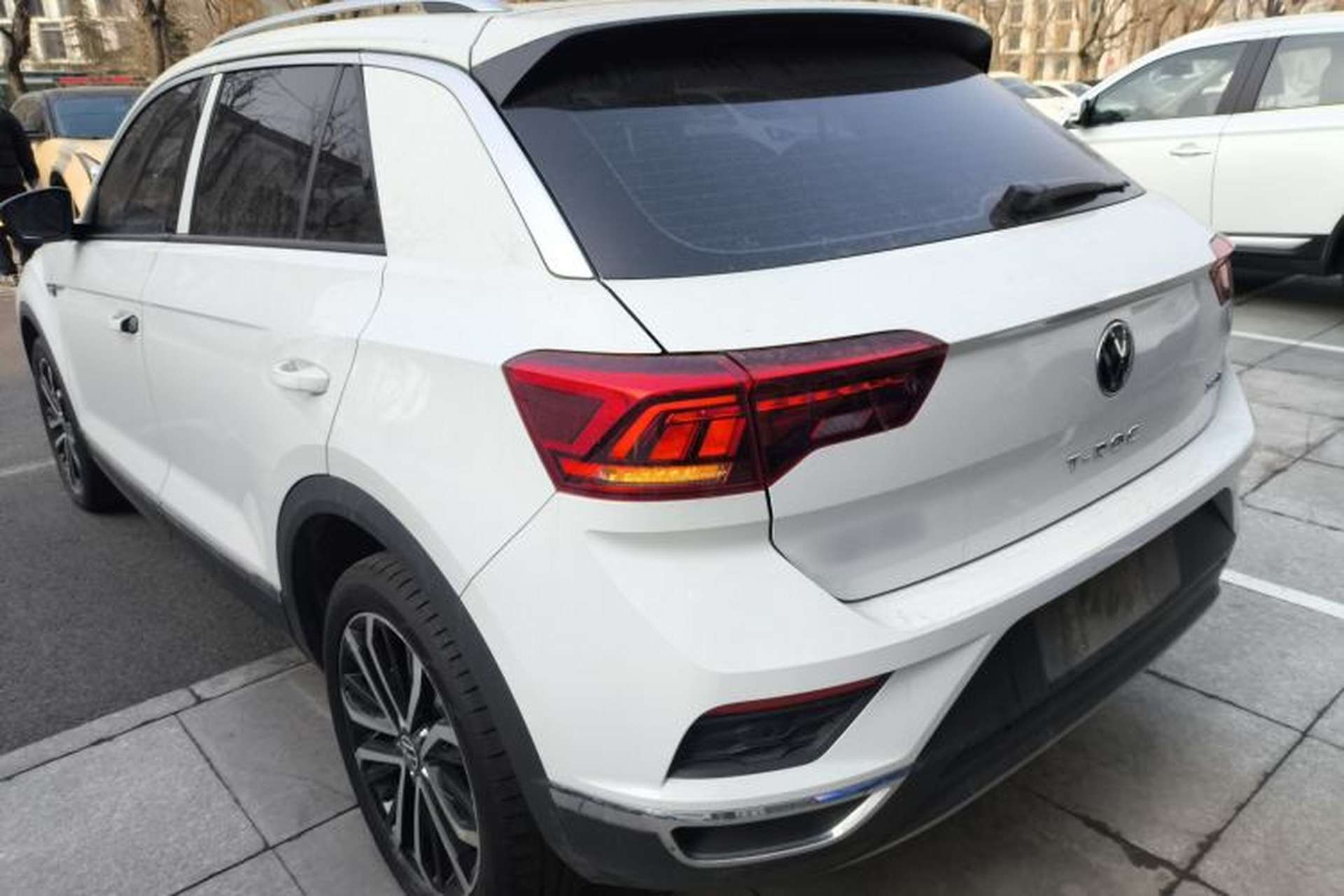 Used Volkswagen T-ROC 2021 280TSI DSG Two-Wheel Drive Comfort Connect Edition Rear Left 45 Deg