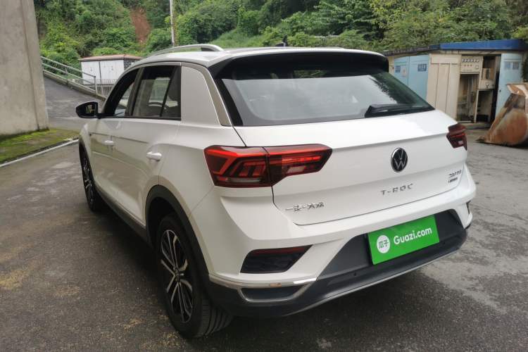 Used Volkswagen T-ROC 2021 Revised Version 280TSI DSG All-Wheel Drive Luxury Connected Edition Rear Left 45 Deg