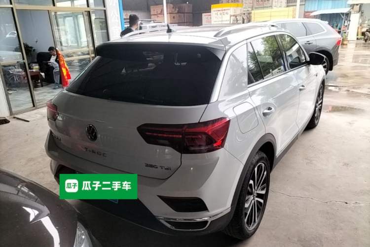 Used Volkswagen T-ROC 2021 280TSI DSG Two-Wheel Drive Comfort Connect Edition Rear Right 45 Deg