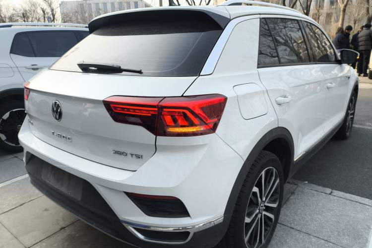 Used Volkswagen T-ROC 2021 280TSI DSG Two-Wheel Drive Comfort Connect Edition Rear Right 45 Deg