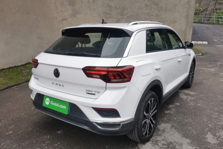 Used Volkswagen T-ROC 2021 Revised Version 280TSI DSG All-Wheel Drive Luxury Connected Edition Rear Right 45 Deg