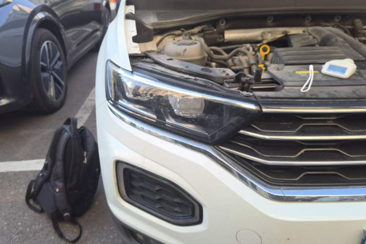 Used Volkswagen T-ROC 2021 Revised Version 280TSI DSG Two-Wheel Drive Comfort & Smart Connectivity Edition Right Front Headlight