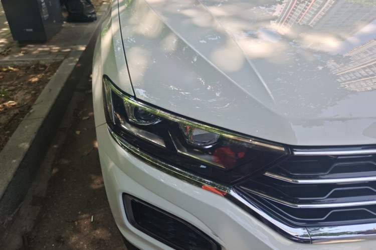 Used Volkswagen T-ROC 2021 280TSI DSG Two-Wheel Drive Elite Connect Edition Right Front Headlight