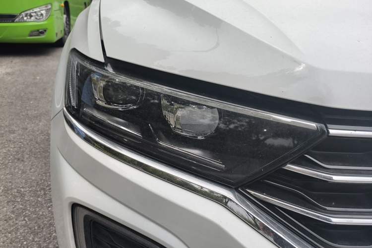 Used Volkswagen T-ROC 2021 280TSI DSG Two-Wheel Drive Elite Connect Edition Right Front Headlight