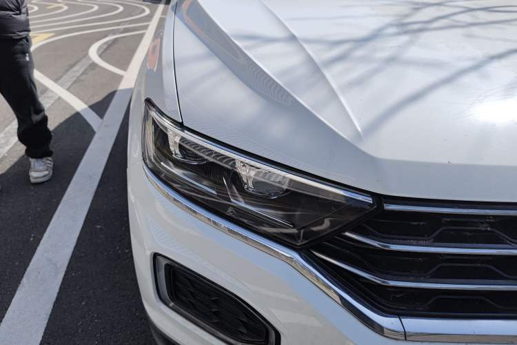 Used Volkswagen T-ROC 2021 280TSI DSG Two-Wheel Drive Comfort Connect Edition Right Front Headlight