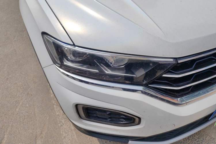 Used Volkswagen T-ROC 2021 280TSI DSG Two-Wheel Drive Comfort Connect Edition Right Front Headlight