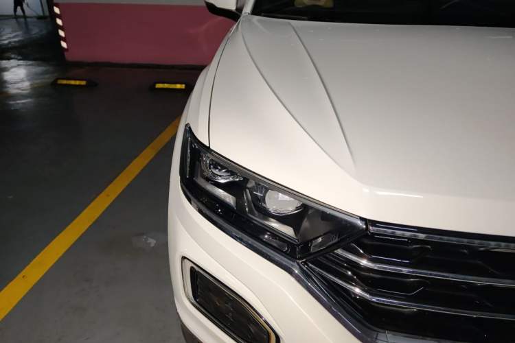 Used Volkswagen T-ROC 2021 280TSI DSG Two-Wheel Drive Luxury Smart Connectivity Version Right Front Headlight