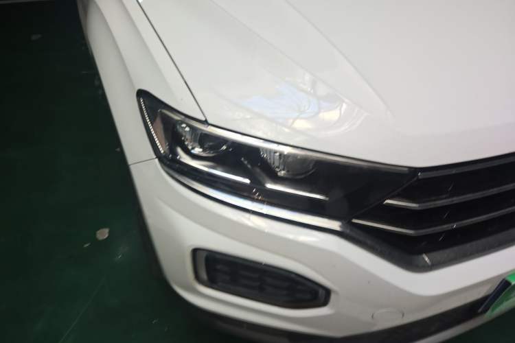 Used Volkswagen T-ROC 2021 280TSI DSG Two-Wheel Drive Comfort Connect Edition Right Front Headlight