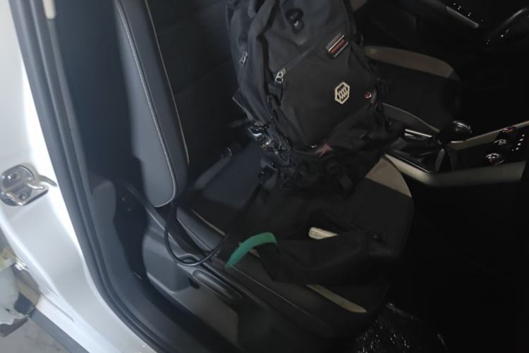 Used Volkswagen T-ROC 2021 280TSI DSG Two-Wheel Drive Elite Connect Edition Right Front Seat