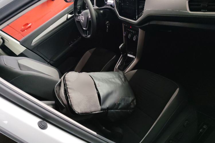 Used Volkswagen T-ROC 2021 Revised Version 280TSI DSG Two-Wheel Drive Elite Connect Edition Right Front Seat