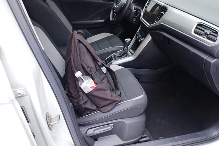 Used Volkswagen T-ROC 2021 Revised Version 280TSI DSG Two-Wheel Drive Elite Connect Edition Right Front Seat