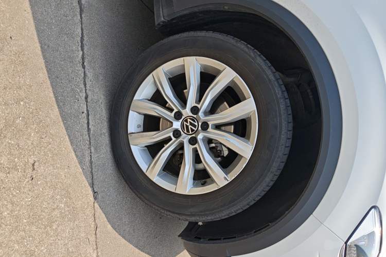 Used Volkswagen T-ROC 2021 280TSI DSG Two-Wheel Drive Elite Connect Edition Right Front Wheel Hub