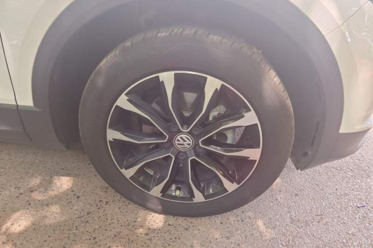 Used Volkswagen T-ROC 2021 280TSI DSG Two-Wheel Drive Elite Connect Edition Right Front Wheel Hub