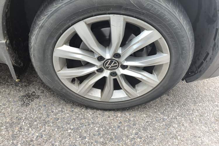 Used Volkswagen T-ROC 2021 280TSI DSG Two-Wheel Drive Elite Connect Edition Right Front Wheel Hub