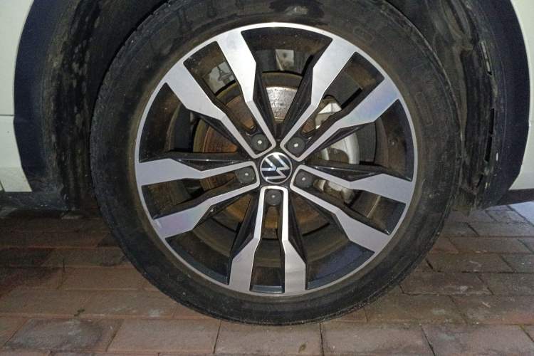 Used Volkswagen T-ROC 2021 280TSI DSG Two-Wheel Drive R-Line Pro Connected Version Right Front Wheel Hub