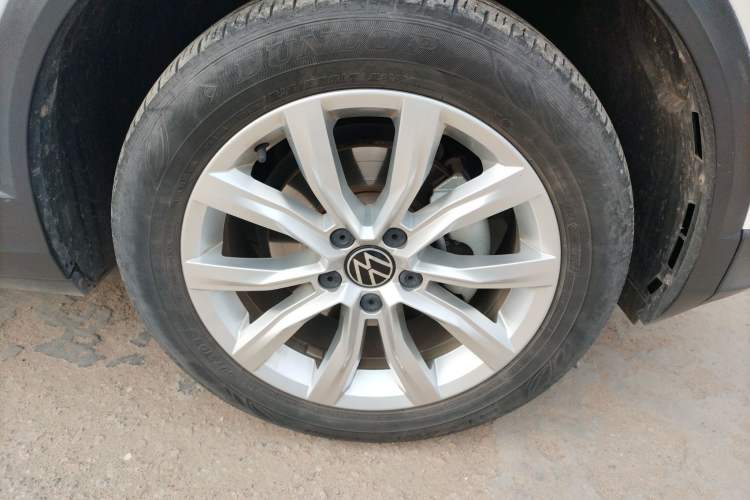 Used Volkswagen T-ROC 2021 280TSI DSG Two-Wheel Drive Elite Connect Edition Right Front Wheel Hub
