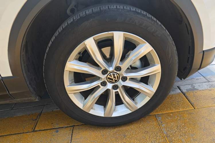 Used Volkswagen T-ROC 2021 280TSI DSG Two-Wheel Drive Elite Connect Edition Right Front Wheel Hub