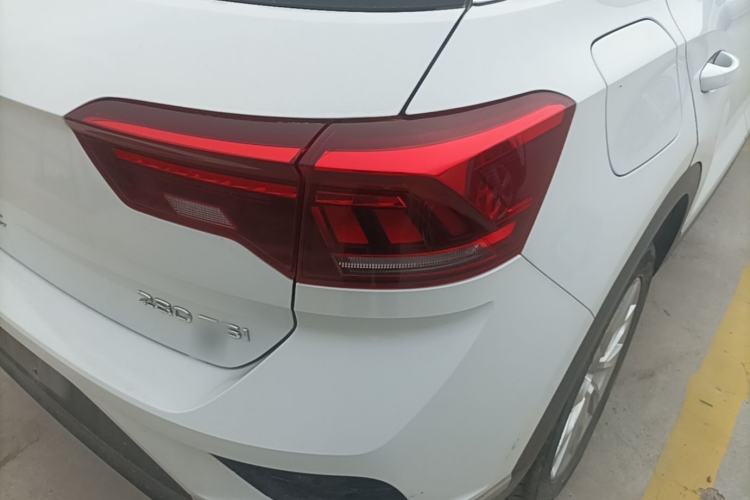 Used Volkswagen T-ROC 2021 280TSI DSG Two-Wheel Drive Elite Connect Edition Right Rear Taillight