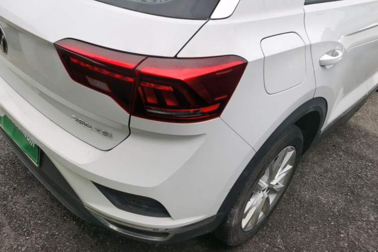 Used Volkswagen T-ROC 2021 280TSI DSG Two-Wheel Drive Elite Connect Edition Right Rear Taillight
