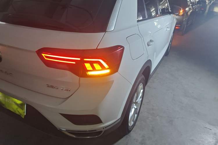 Used Volkswagen T-ROC 2021 280TSI DSG Two-Wheel Drive Elite Connect Edition Right Rear Taillight