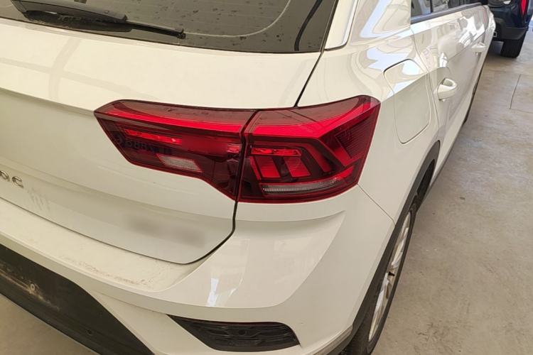 Used Volkswagen T-ROC 2021 Revised Version 280TSI DSG Two-Wheel Drive Elite Connect Edition Right Rear Taillight