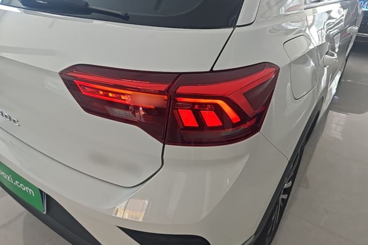 Used Volkswagen T-ROC 2021 280TSI DSG Two-Wheel Drive Comfort Connect Edition Right Rear Taillight