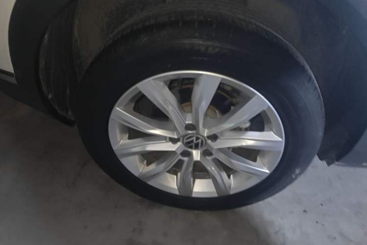 Used Volkswagen T-ROC 2021 280TSI DSG Two-Wheel Drive Elite Connect Edition Right Rear Wheel Hub