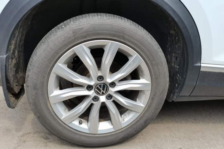 Used Volkswagen T-ROC 2021 280TSI DSG Two-Wheel Drive Elite Connect Edition Right Rear Wheel Hub