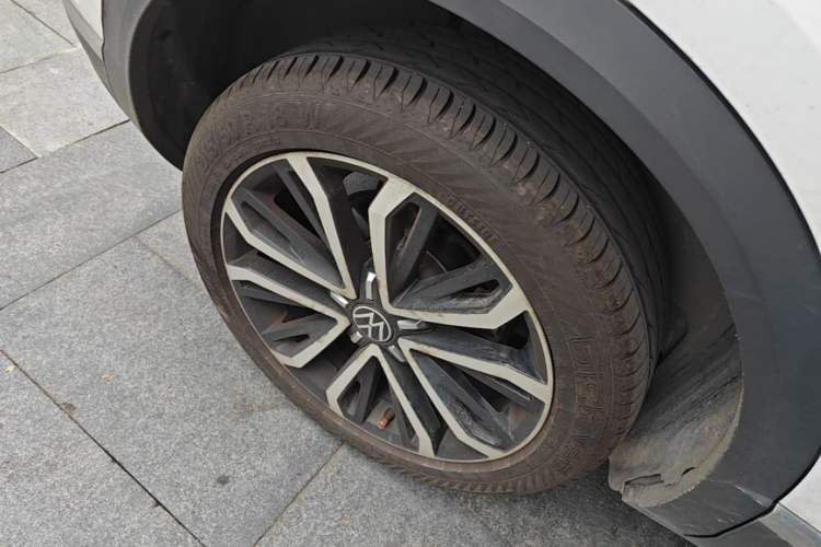 Used Volkswagen T-ROC 2021 280TSI DSG Two-Wheel Drive Comfort Connect Edition Right Rear Wheel Hub
