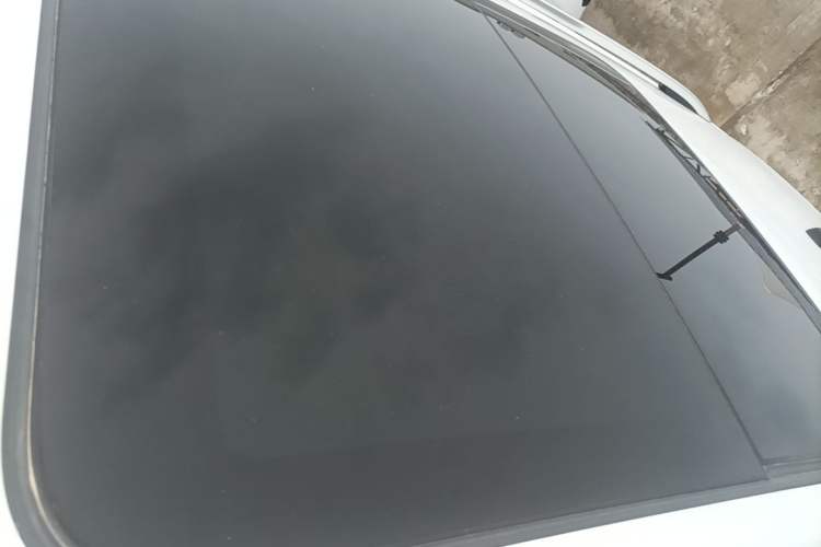 Used Volkswagen T-ROC 2021 280TSI DSG Two-Wheel Drive Elite Connect Edition Roof