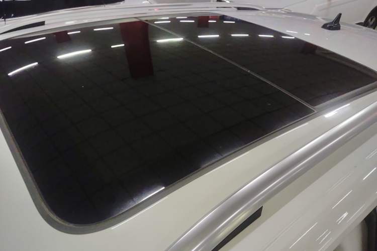 Used Volkswagen T-ROC 2021 280TSI DSG Two-Wheel Drive Comfort Connect Edition Roof