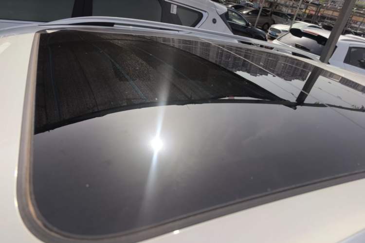 Used Volkswagen T-ROC 2021 280TSI DSG Two-Wheel Drive Comfort Connect Edition Roof
