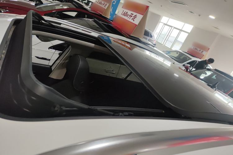 Used Volkswagen T-ROC 2021 280TSI DSG Two-Wheel Drive Comfort Connect Edition Roof