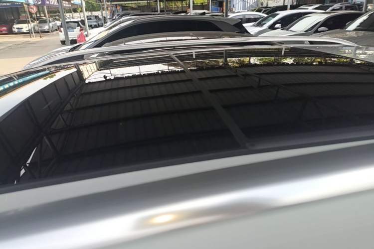 Used Volkswagen T-ROC 2021 280TSI DSG Two-Wheel Drive Comfort Connect Edition Roof