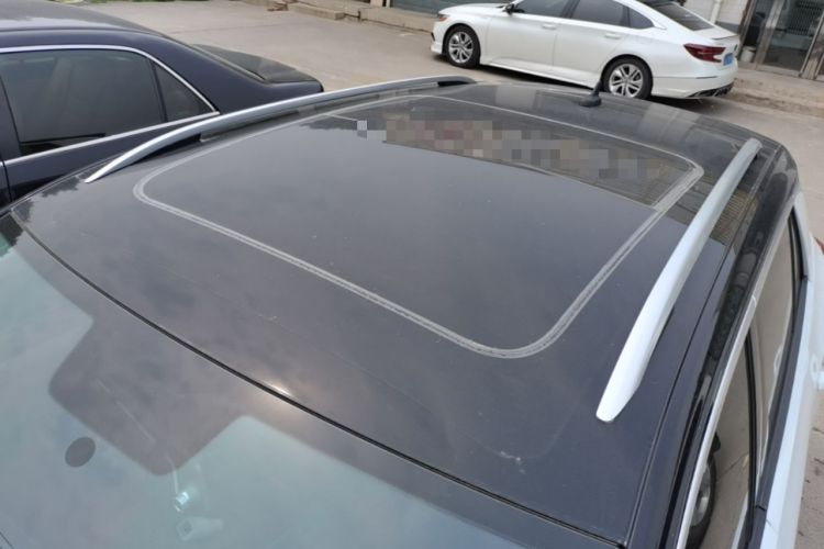 Used Volkswagen T-ROC 2021 280TSI DSG Two-Wheel Drive Elite Connect Edition Roof