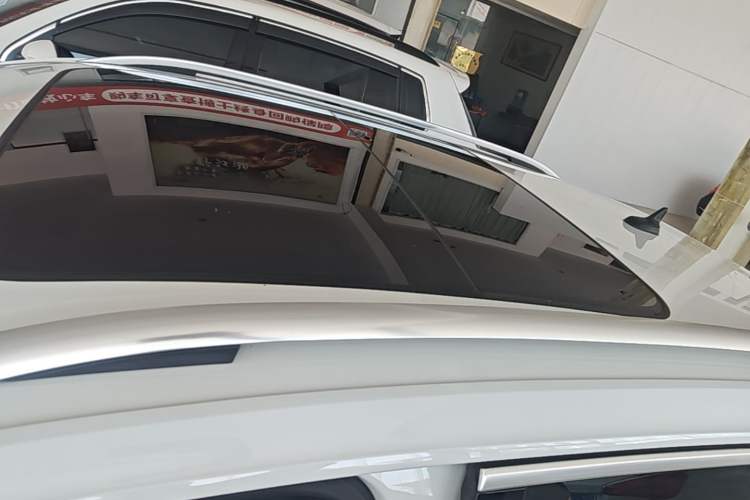 Used Volkswagen T-ROC 2021 280TSI DSG Two-Wheel Drive Comfort Connect Edition Roof