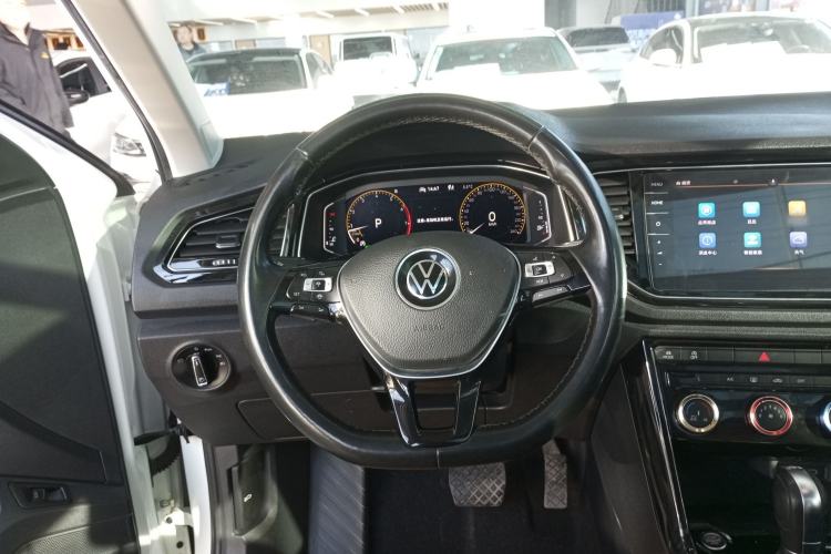 Used Volkswagen T-ROC 2021 280TSI DSG Two-Wheel Drive Comfort Connect Edition Steering Wheel