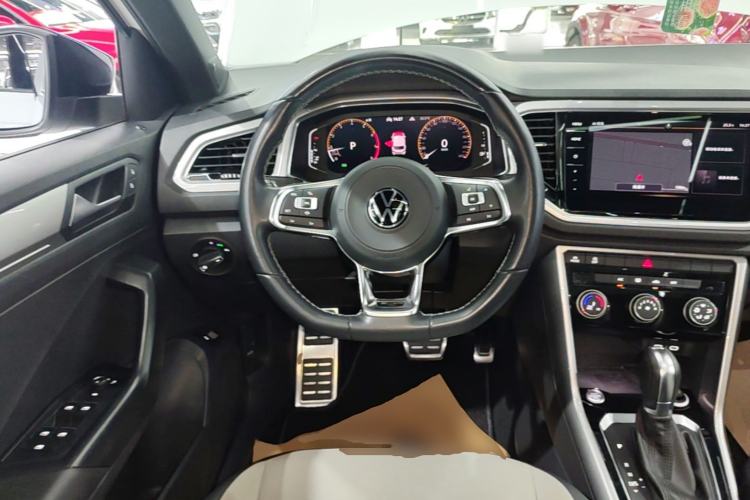 Used Volkswagen T-ROC 2021 280TSI DSG Two-Wheel Drive R-Line Pro Connected Version Steering Wheel