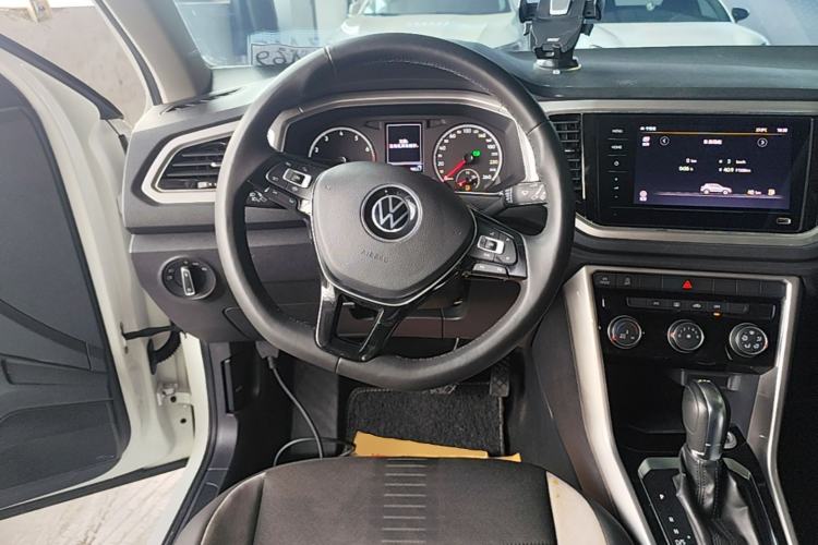 Used Volkswagen T-ROC 2021 280TSI DSG Two-Wheel Drive Elite Connect Edition Steering Wheel