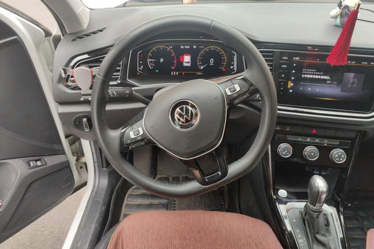 Used Volkswagen T-ROC 2021 Revised Version 280TSI DSG Two-Wheel Drive Comfort & Smart Connectivity Edition Steering Wheel